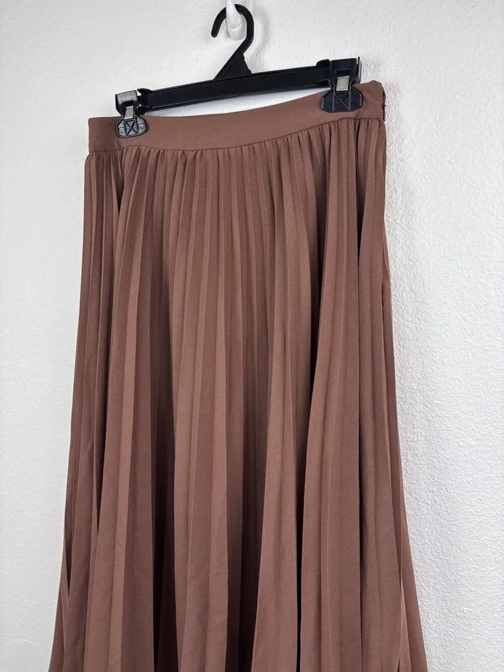 Lands' End women's 6 brown pleated midi skirt flowy casual business fairy
